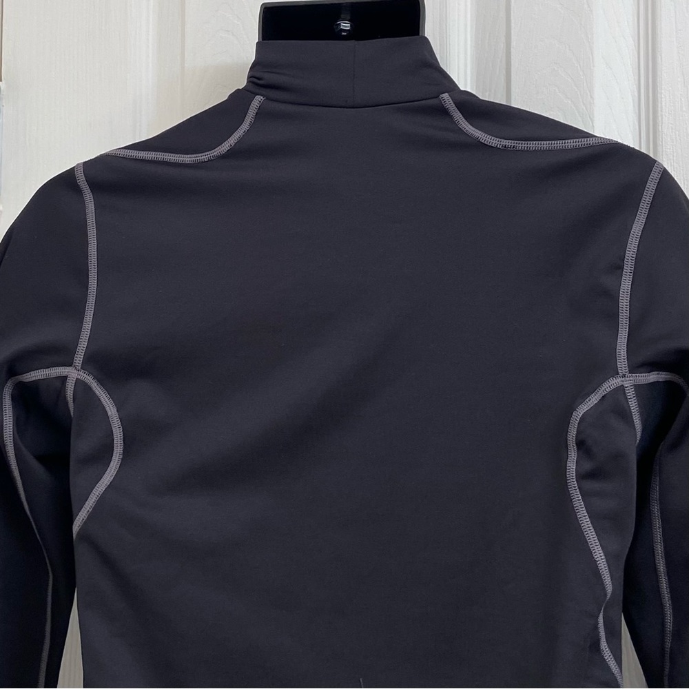 Nike Pro men dri fit men black long sleeves  logo shirt. Size M. Used. - Picture 9 of 9